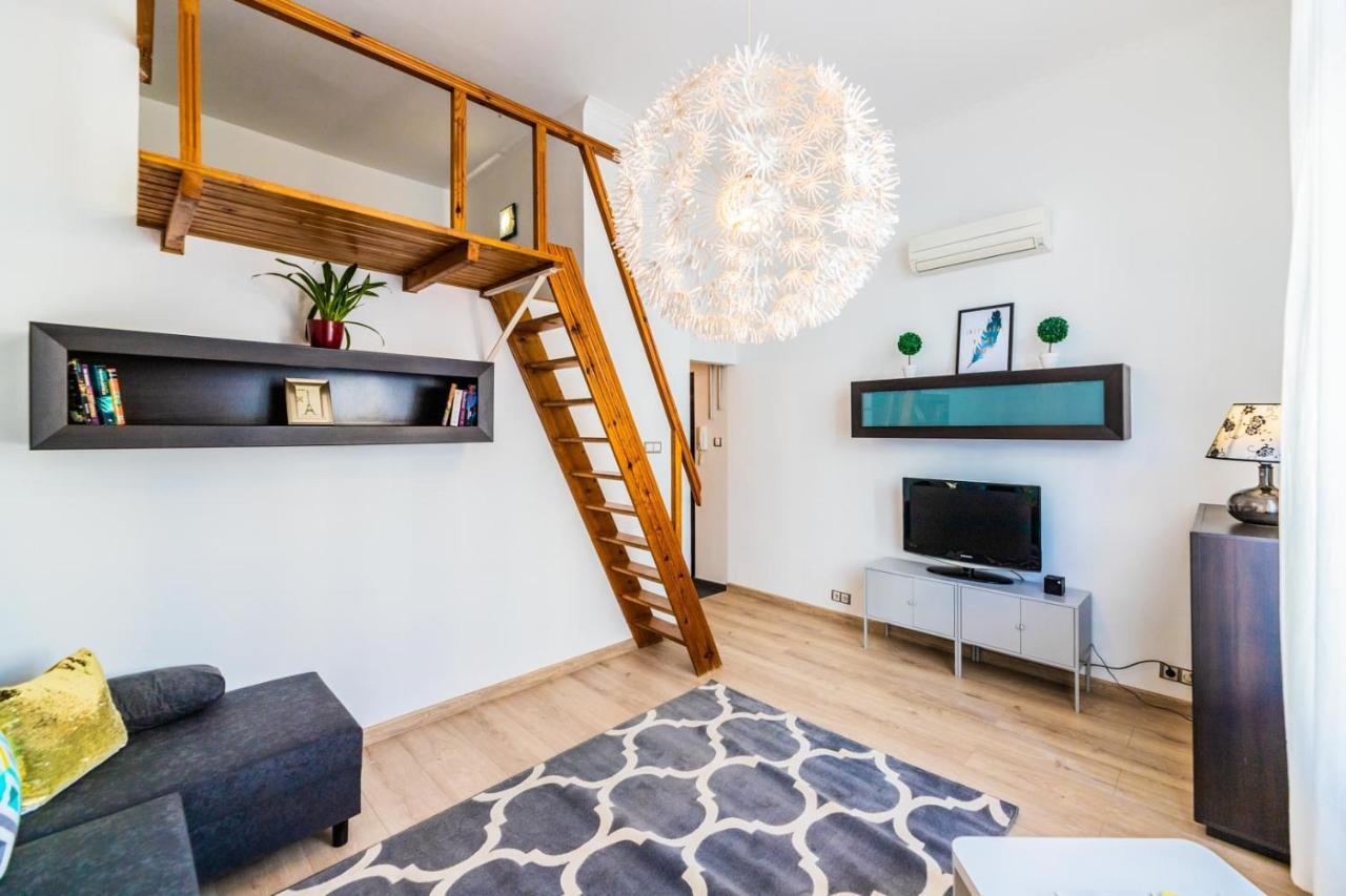 Apartament Z Antresola Przy Rynku Apartment วรอตซวาฟ ภายนอก รูปภาพ